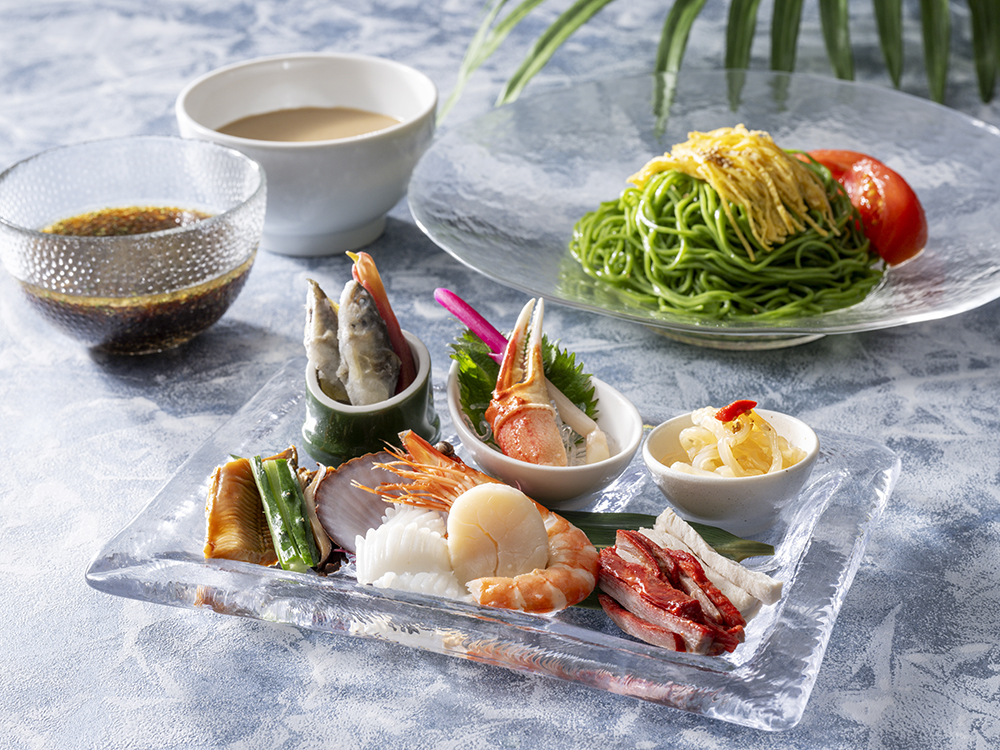 特選海鮮盛り 冷やし翡翠麺
