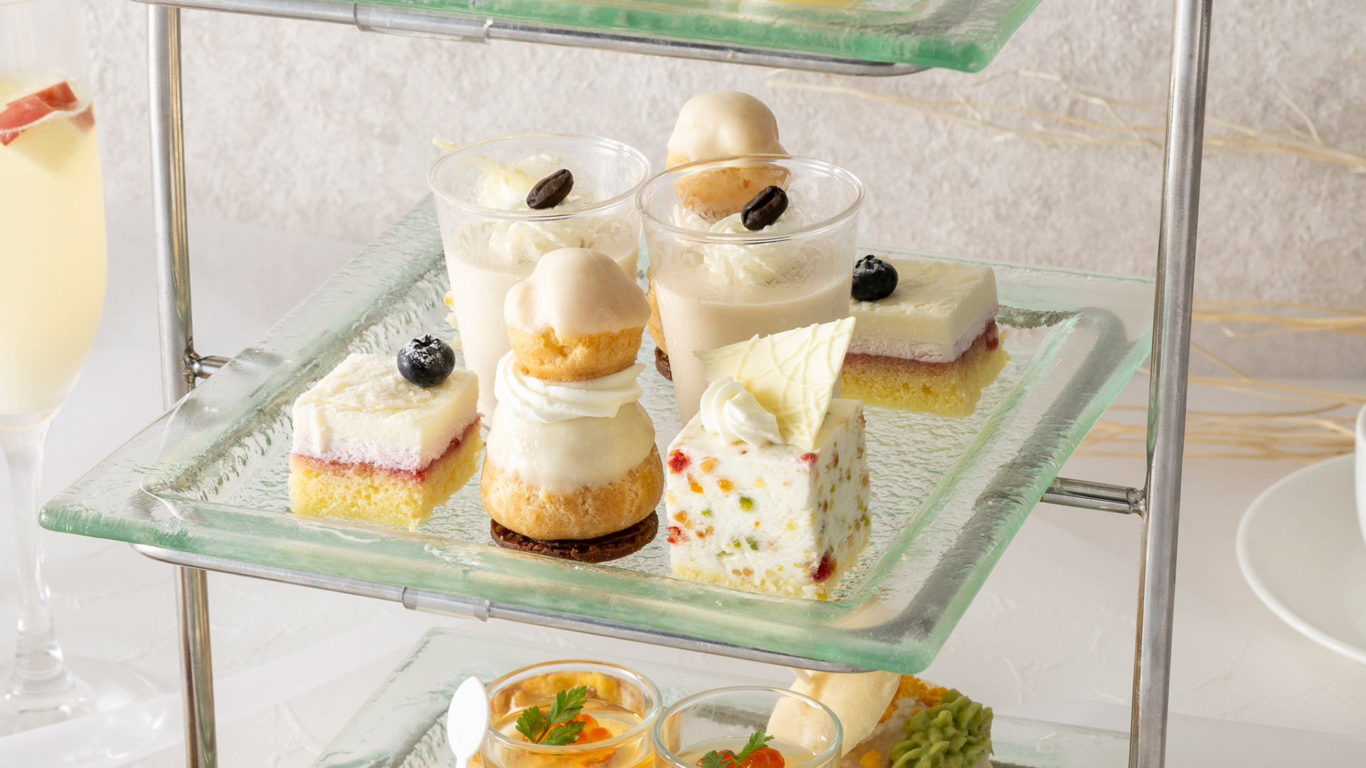 2nd petits fours