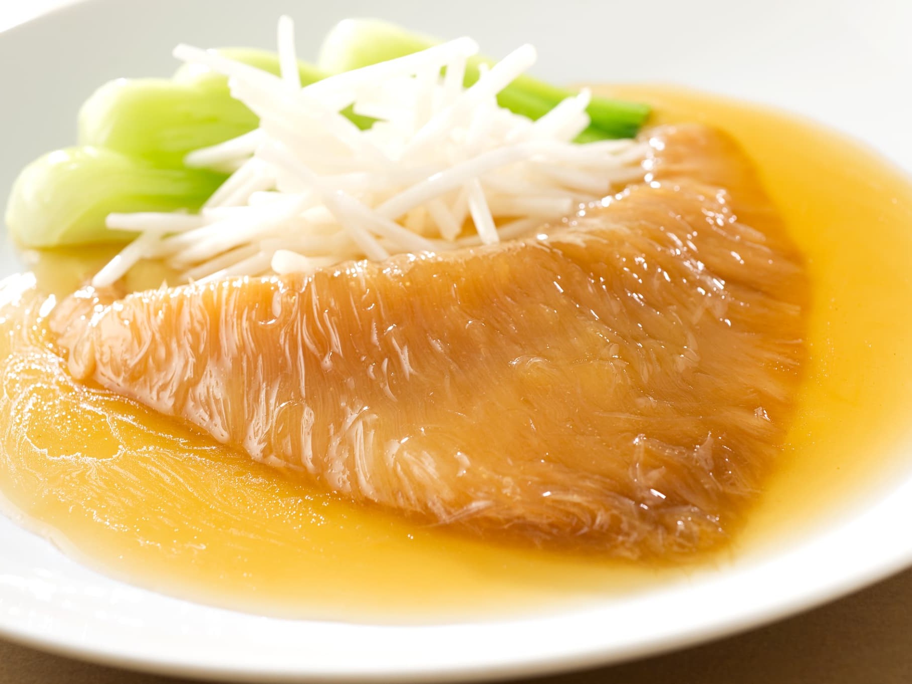 フカヒレの姿煮込み